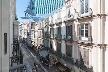 Malaga Urban Rooms 0*,